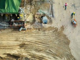 HARTMUT NÄGELE
THE PICTURE TELLS THE STORY