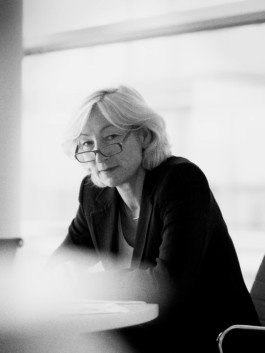 HARTMUT NÄGELE
THE PICTURE TELLS THE STORY