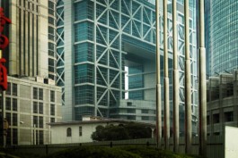 HARTMUT NÄGELE
THE PICTURE TELLS THE STORY