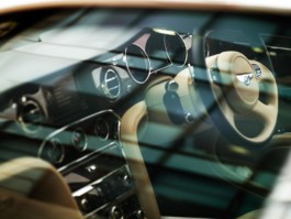 HARTMUT NÄGELE
THE PICTURE TELLS THE STORY