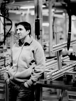 HARTMUT NÄGELE
THE PICTURE TELLS THE STORY