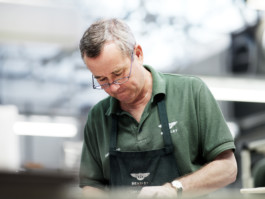 HARTMUT NÄGELE
THE PICTURE TELLS THE STORY